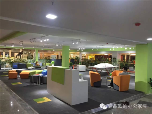 休閑會客接待區(qū)辦公家具-壹品歐迪辦公家具